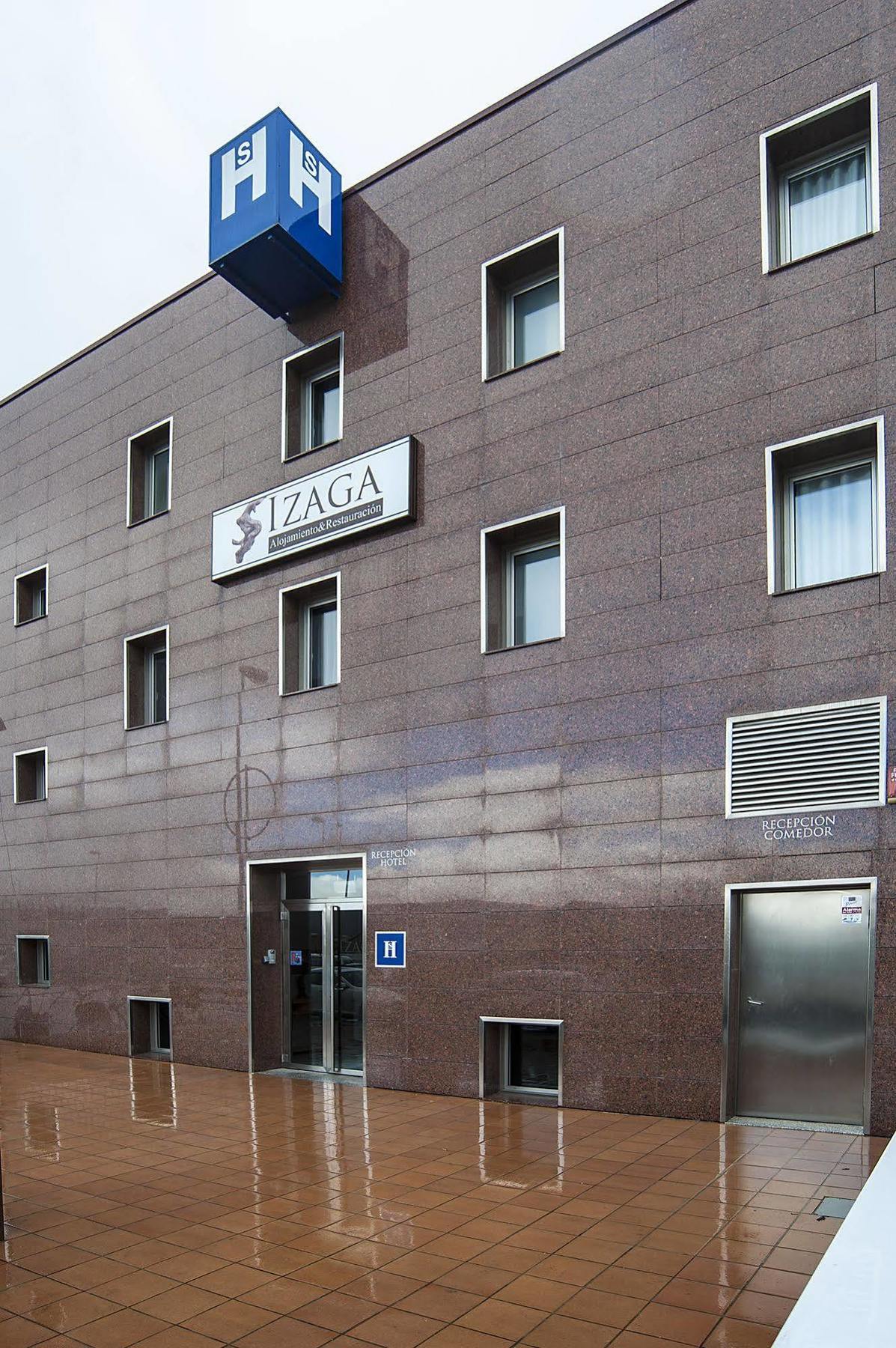 Iraipe Izaga Hostal Noáin Zewnętrze zdjęcie